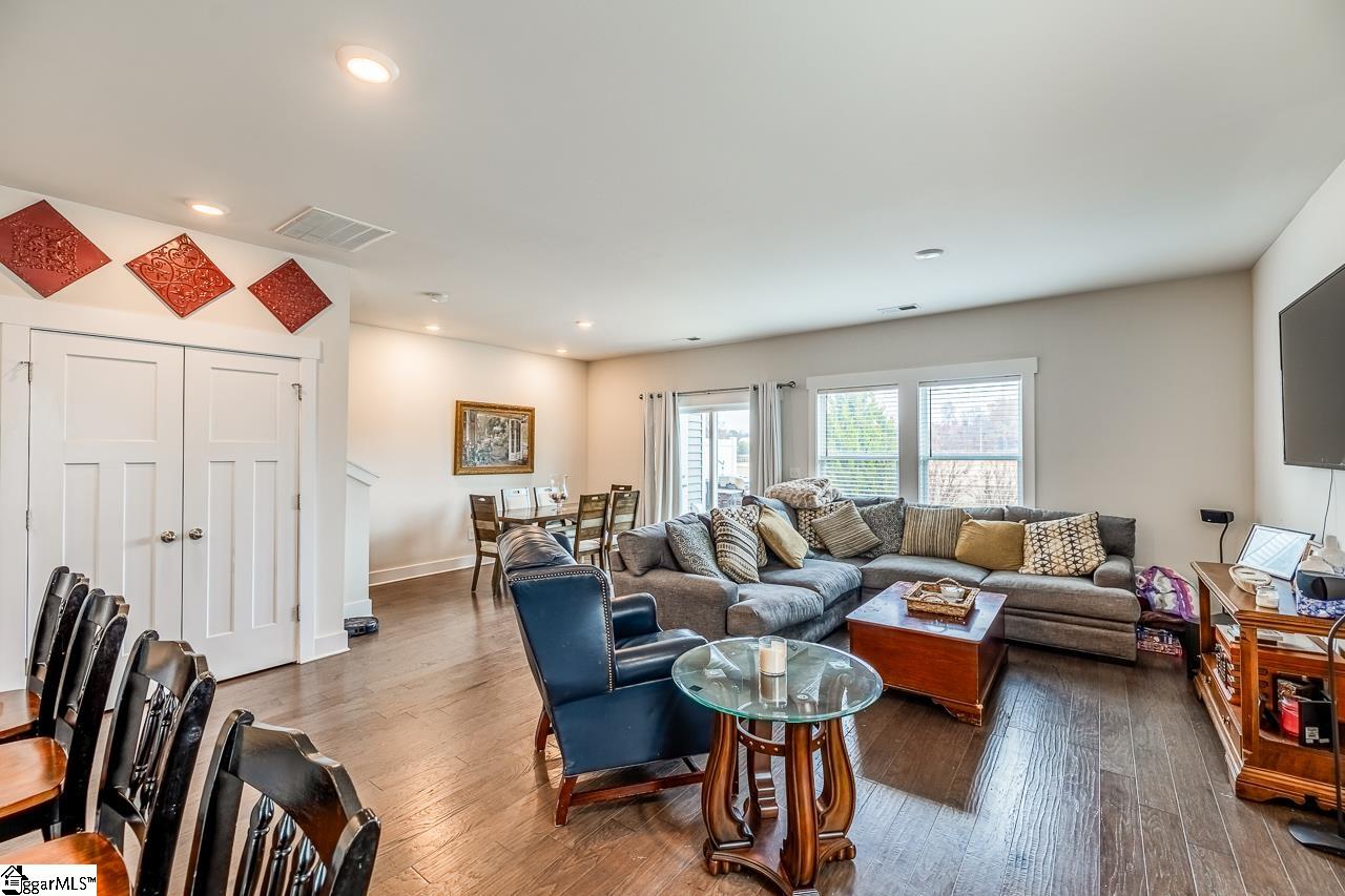 122 Outback Drive Greer, SC 29650 - Photo 8 of 28