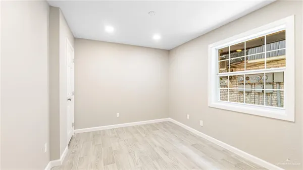 $900 | 712 Toronto Avenue, Unit 3, McAllen, TX 78503