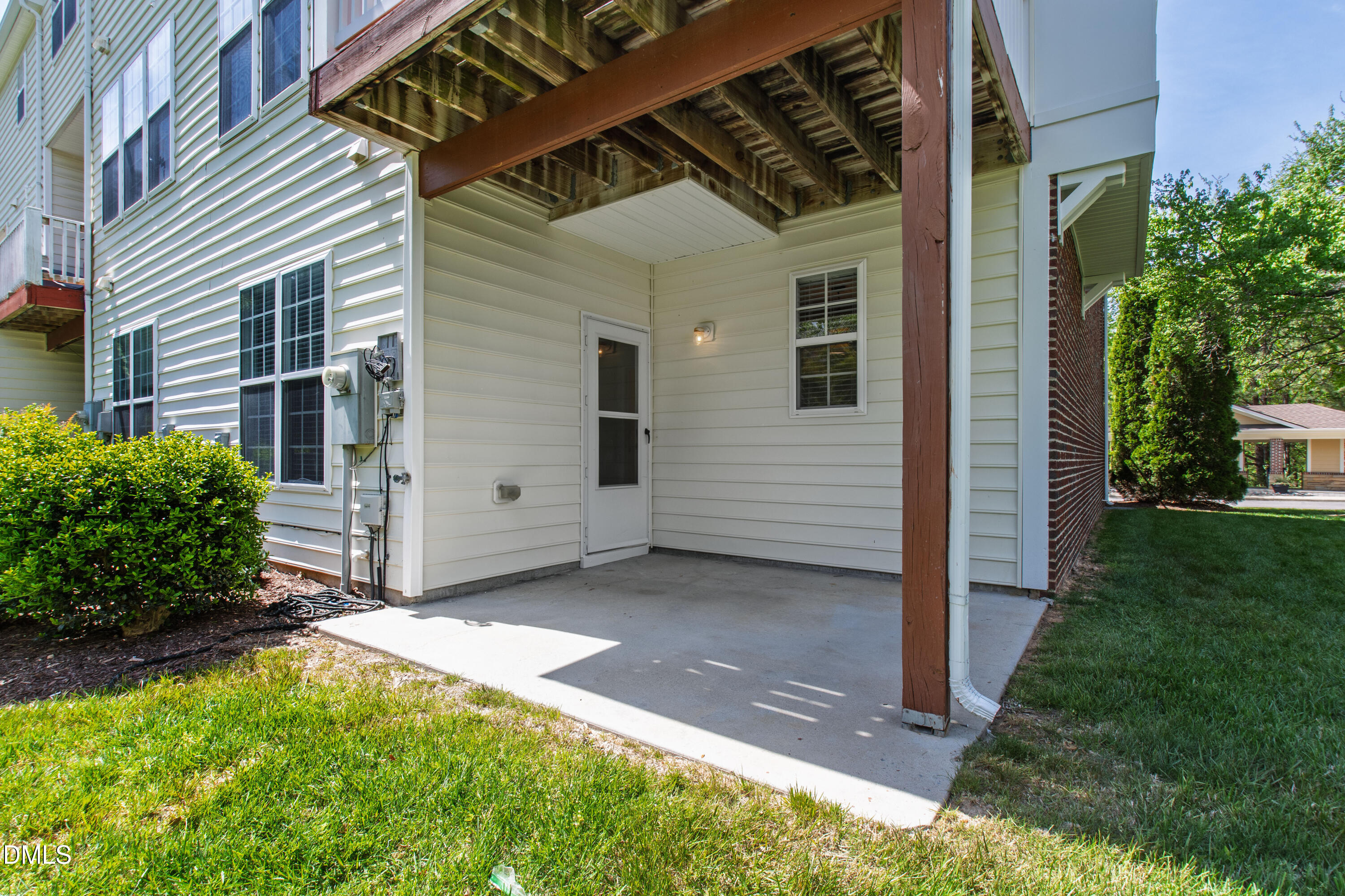 5415 Crescentview Parkway Raleigh, NC 27606 - Photo 22 of 64 a view of a house with backyard and garden