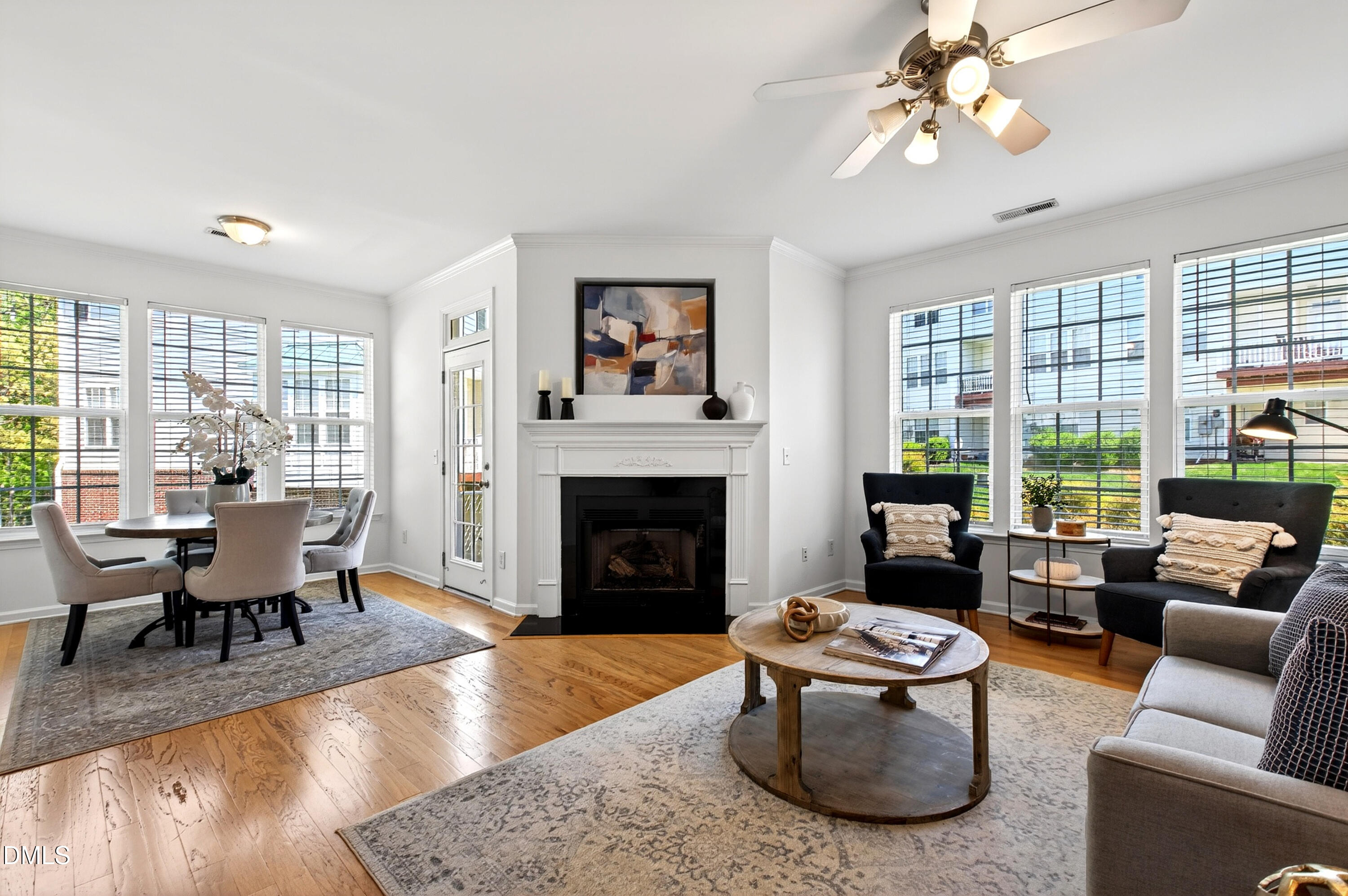 5415 Crescentview Parkway Raleigh, NC 27606 - Photo 4 of 63 Crescentview (37)