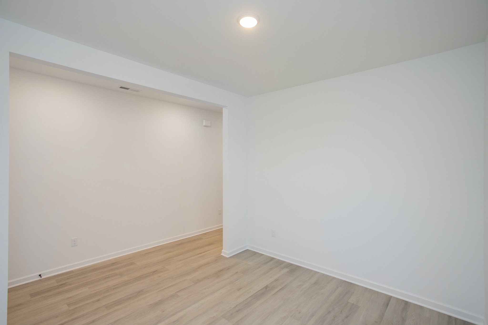 711 Chestnut Bend Dickson, TN 37055 - Photo 10 of 29 a view of an empty room