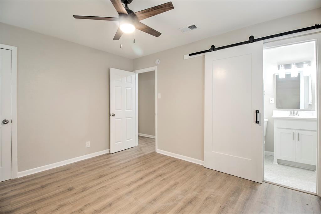 327 West McKinney Street Pilot Point, TX 76258 - Photo 17 of 29