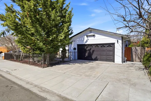 $1,898,000 | 545 East Arques Avenue, Sunnyvale, CA 94085