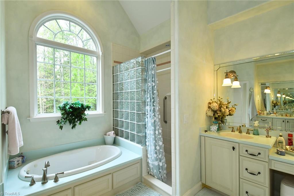 203 Primrose Road Advance, NC 27006 - Photo 13 of 30 Gallery Image 13