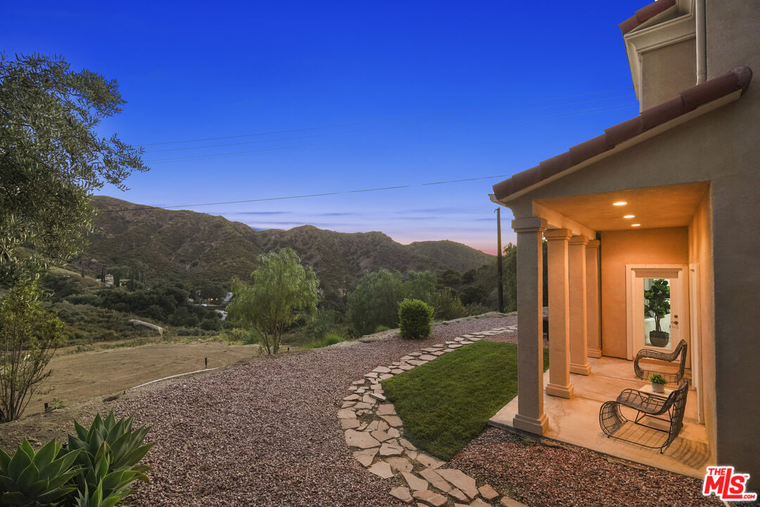 969 Crown Hill Drive Simi Valley, CA 93063 - Photo 52 of 62