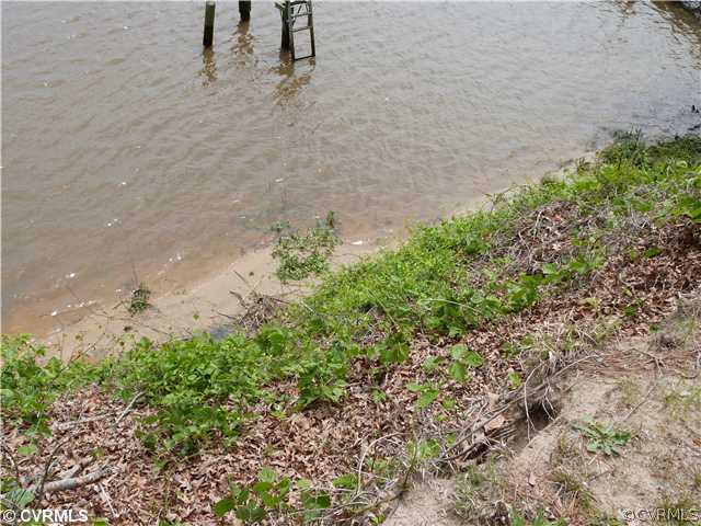 220 Foxes Tract Road West Point, VA 23181 - Photo 6 of 13