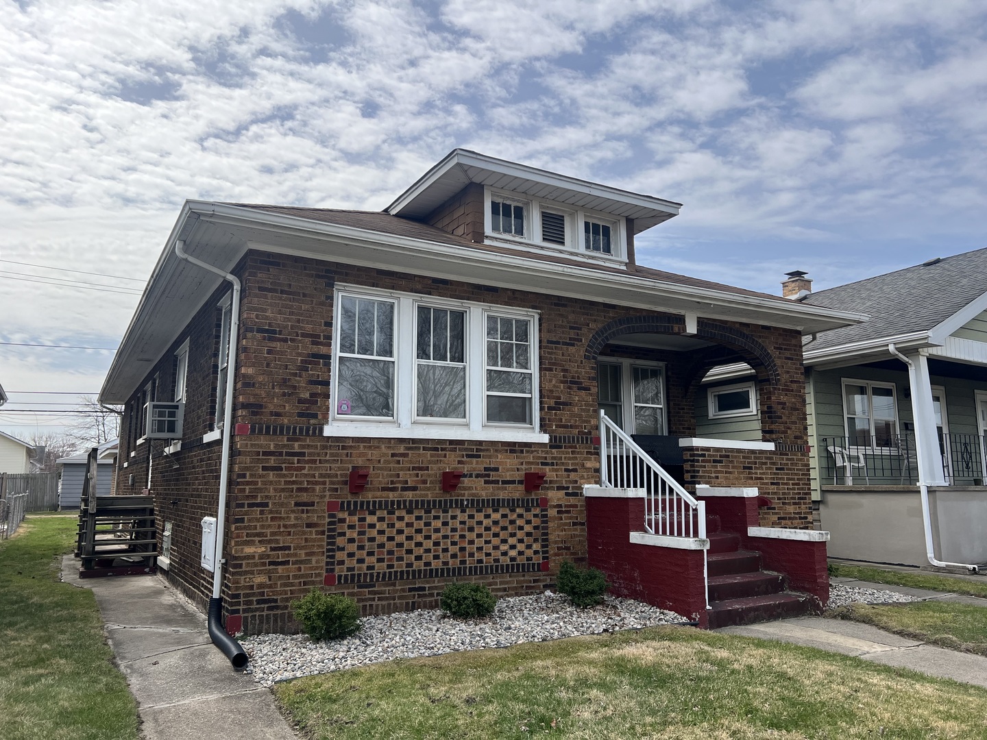 331 157th Street Calumet City, IL 60409 - Photo 2 of 9