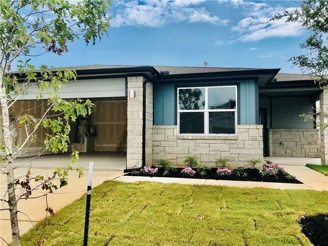 $2,350 | 3017 Louris Lane, Pflugerville, TX 78660