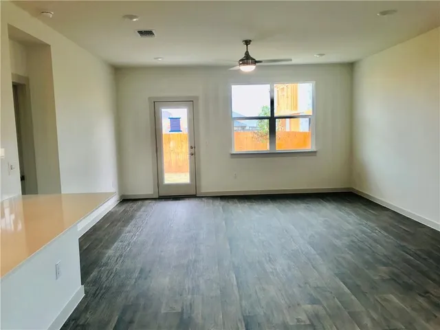 $2,350 | 3017 Louris Lane, Pflugerville, TX 78660