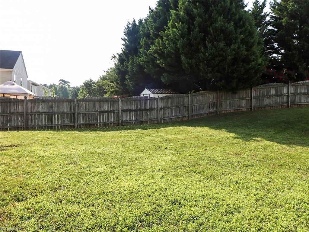 3712 Pemberton Way High Point, NC 27265 - Photo 17 of 18