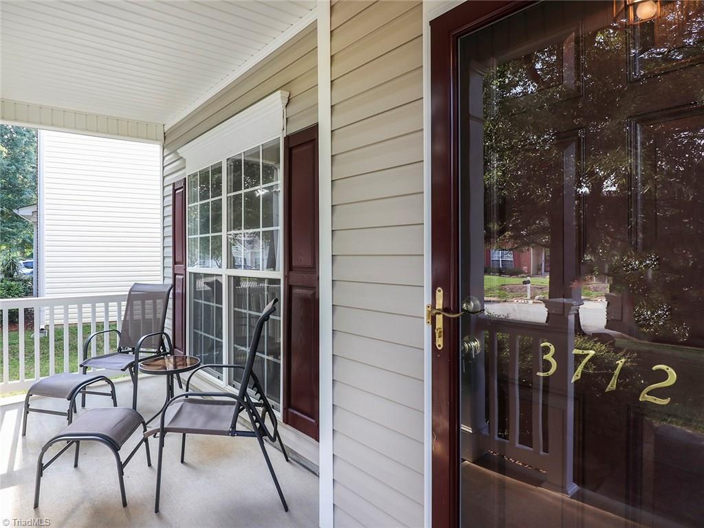 3712 Pemberton Way High Point, NC 27265 - Photo 2 of 18