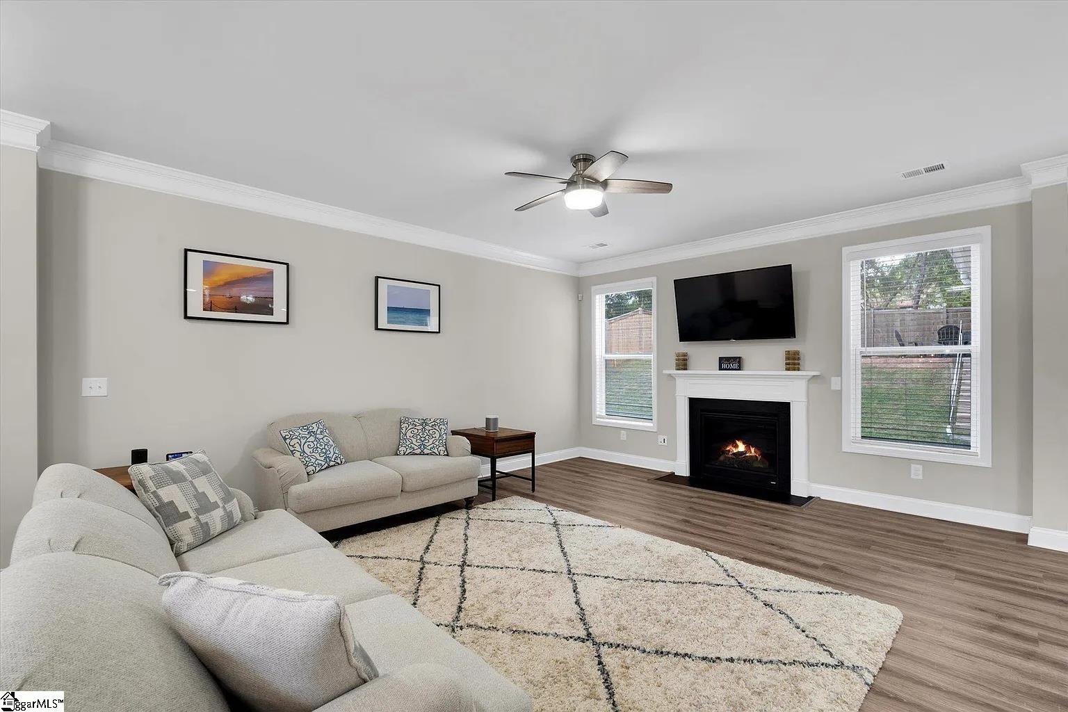 424 Hilburn Way Simpsonville, SC 29680 - Photo 4 of 25