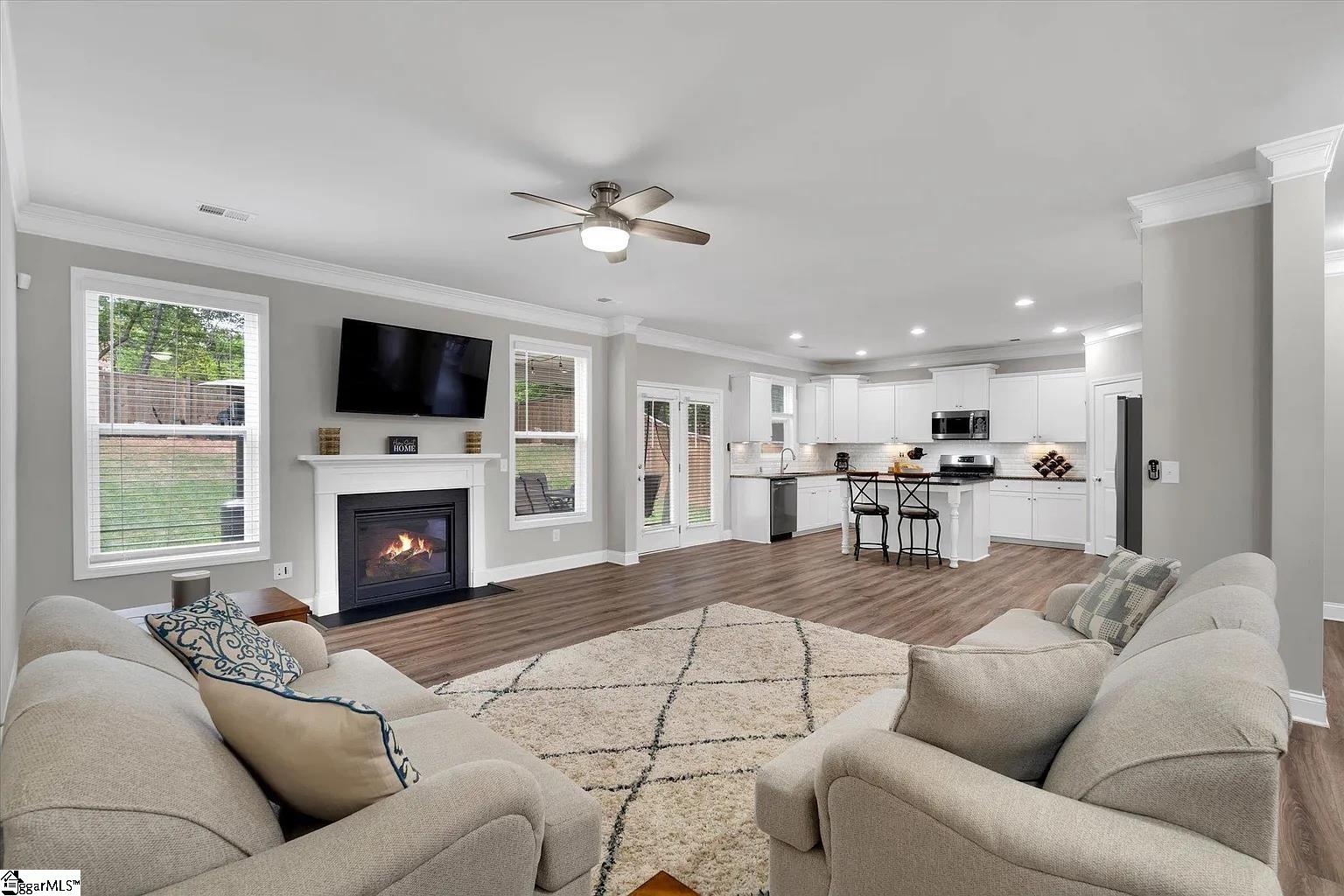 424 Hilburn Way Simpsonville, SC 29680 - Photo 5 of 25