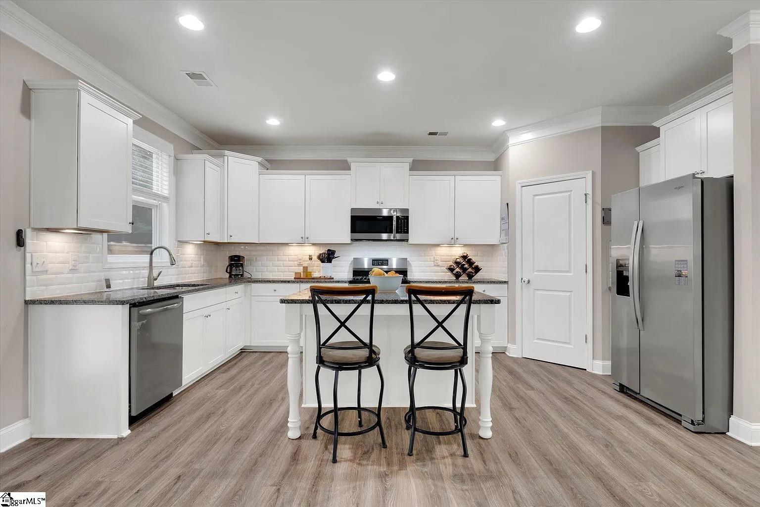 424 Hilburn Way Simpsonville, SC 29680 - Photo 8 of 25