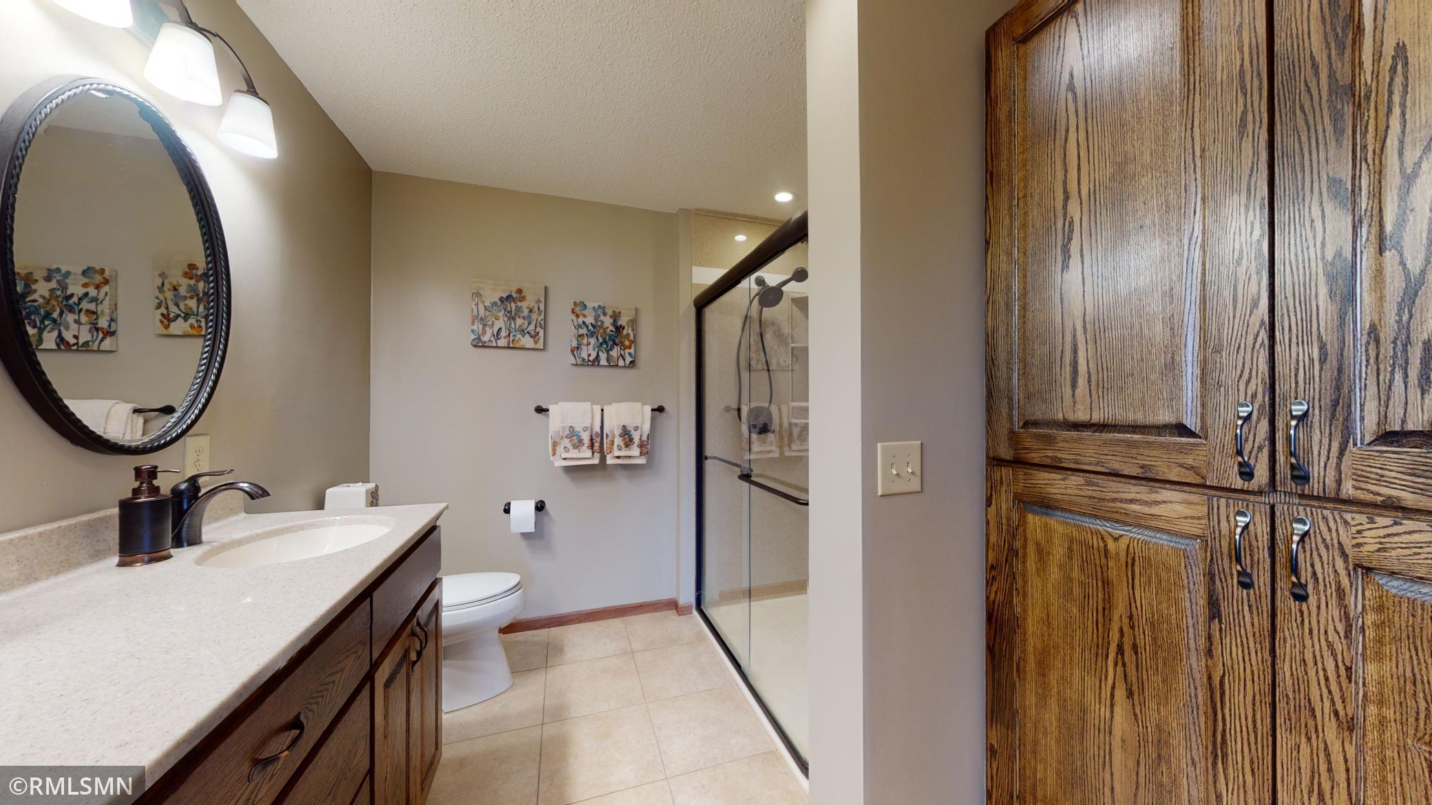 2933 Mayowood Common Circle Southwest Rochester, MN 55902 - Photo 11 of 34
