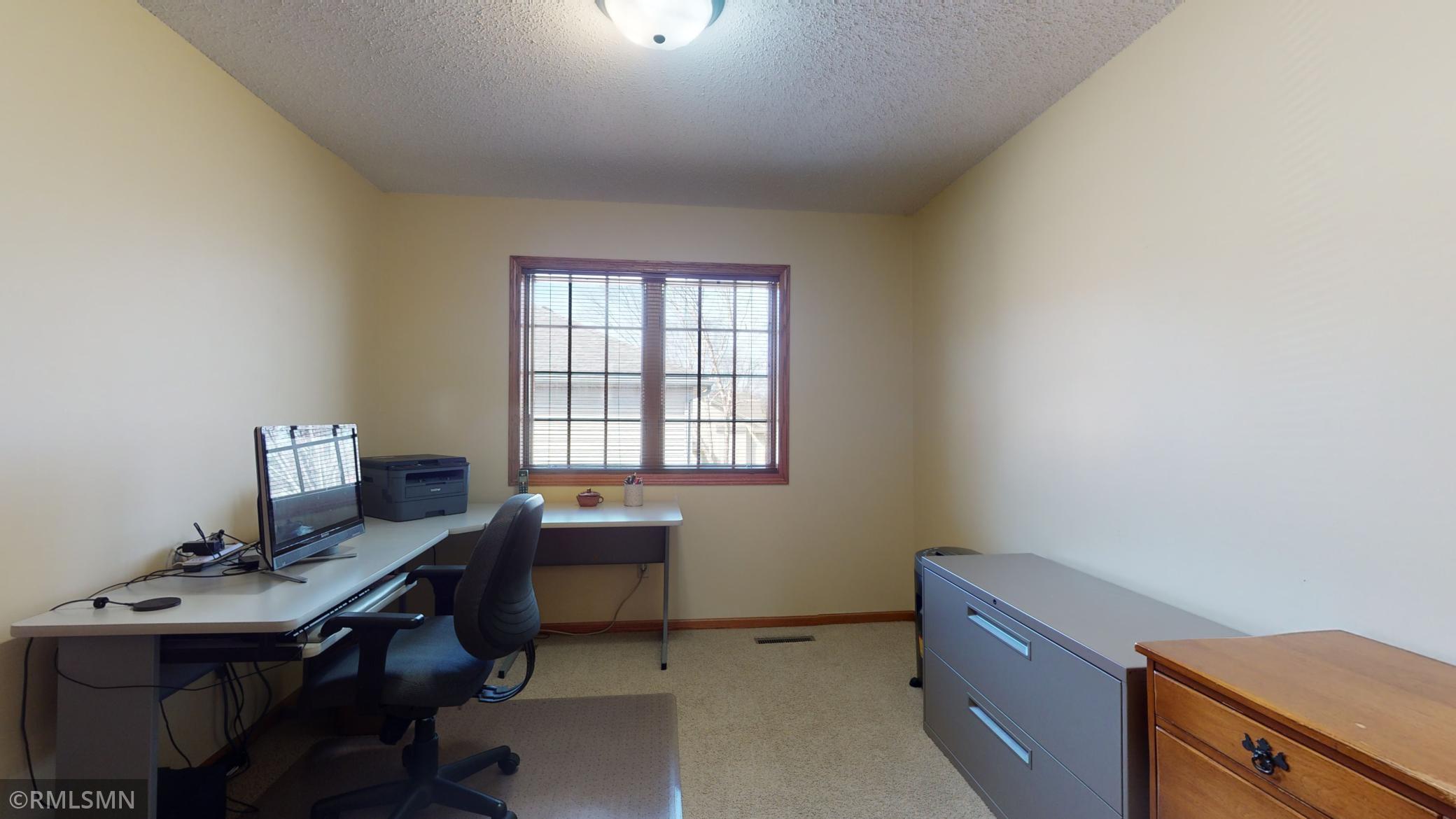2933 Mayowood Common Circle Southwest Rochester, MN 55902 - Photo 21 of 34