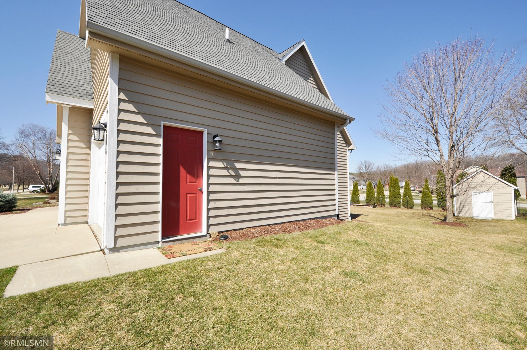 2933 Mayowood Common Circle Southwest Rochester, MN 55902 - Photo 29 of 34