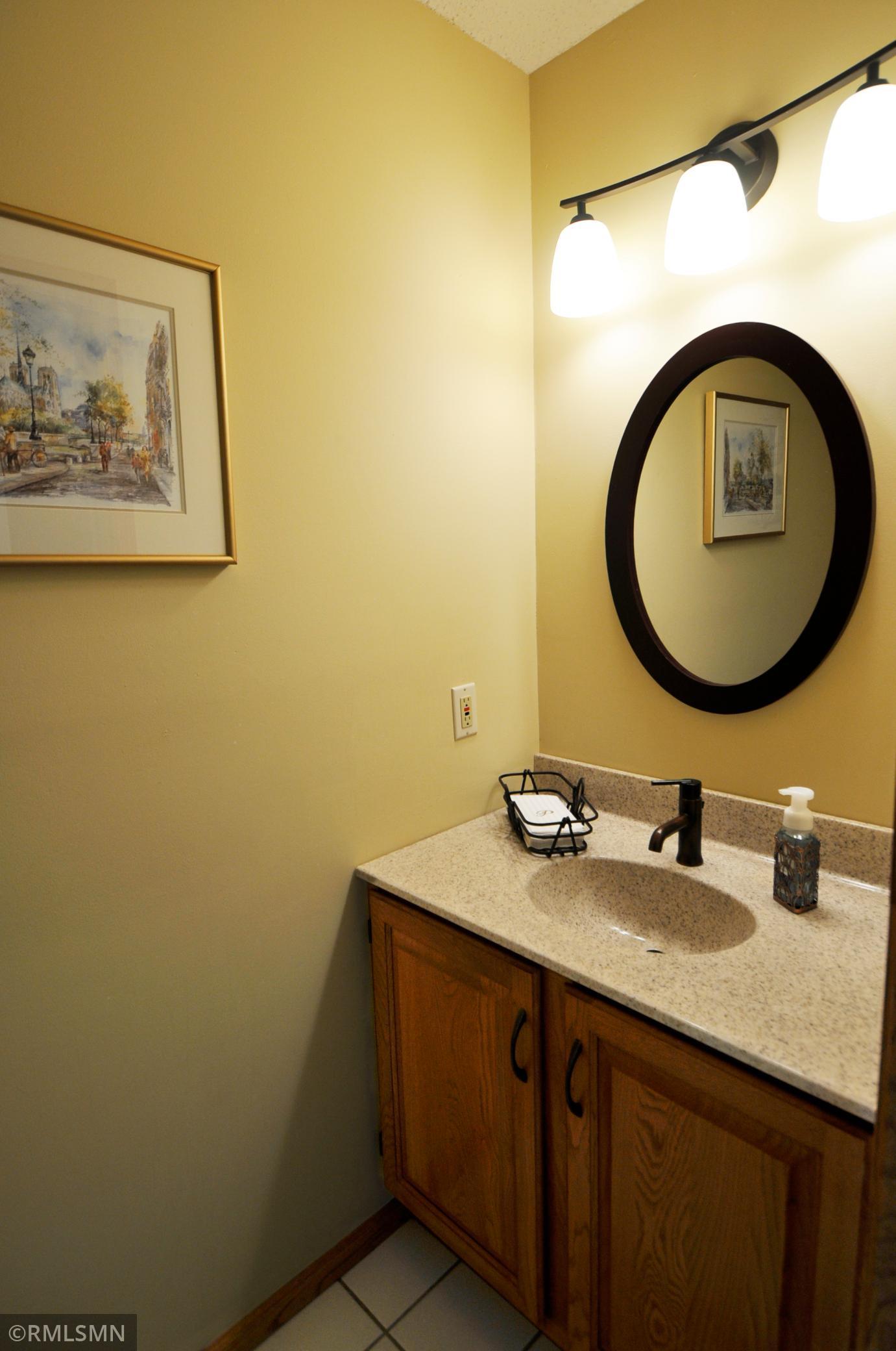 2933 Mayowood Common Circle Southwest Rochester, MN 55902 - Photo 8 of 34