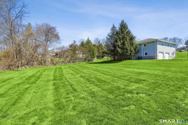 $499,900 | 14 Sil Camino Drive, Danbury, CT 06811