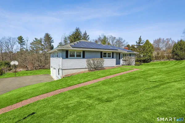 $499,900 | 14 Sil Camino Drive, Danbury, CT 06811