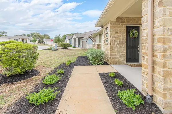 $385,900 | 109 Sandbar Drive, Unit 137, San Marcos, TX 78666