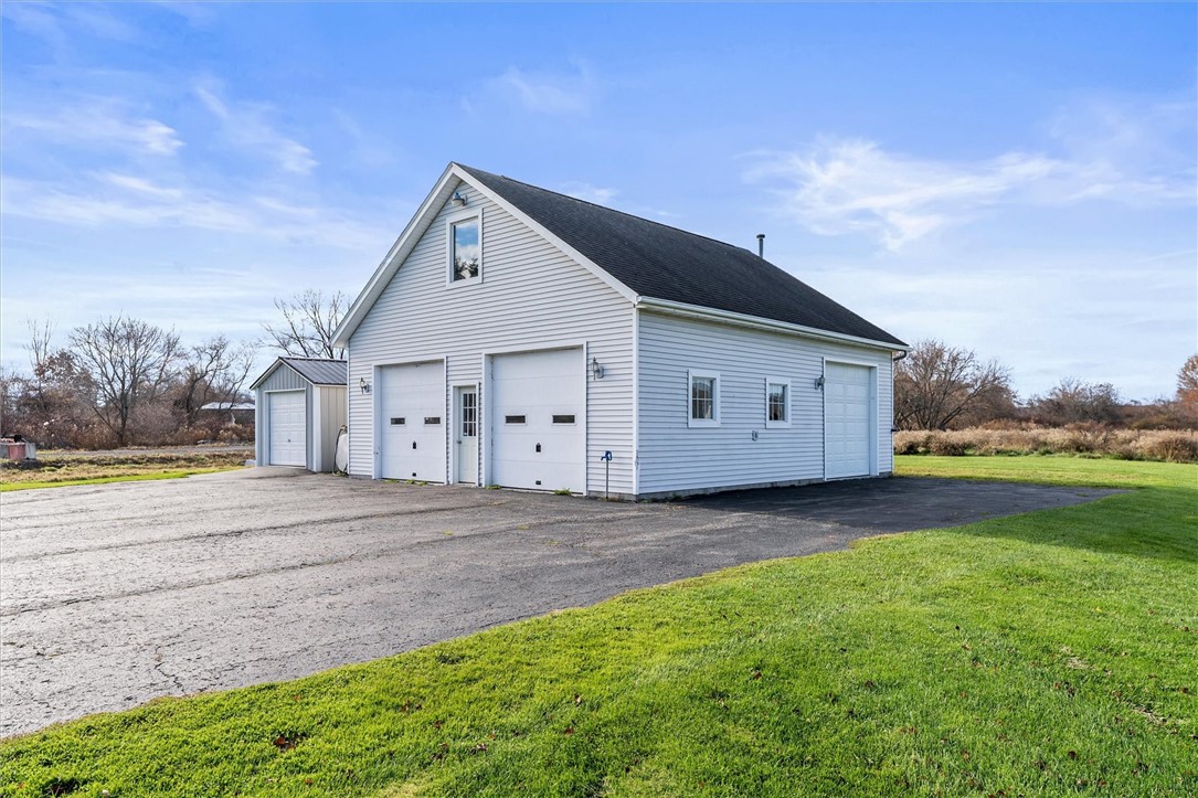 161 Collamer Road Parma, NY 14468 - Photo 5 of 49