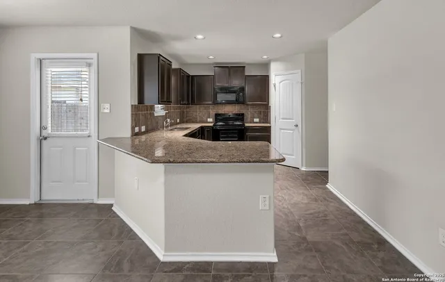 $2,000 | 11619 Hidden Terrace, San Antonio, TX 78245