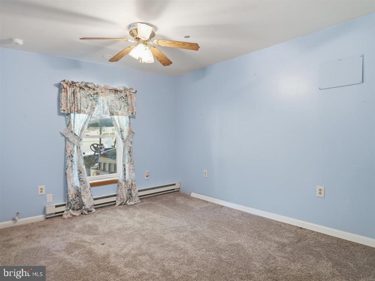 2915 Fry Road Jefferson, MD 21755 - Photo 38 of 61 Lower Level In-Law Suite