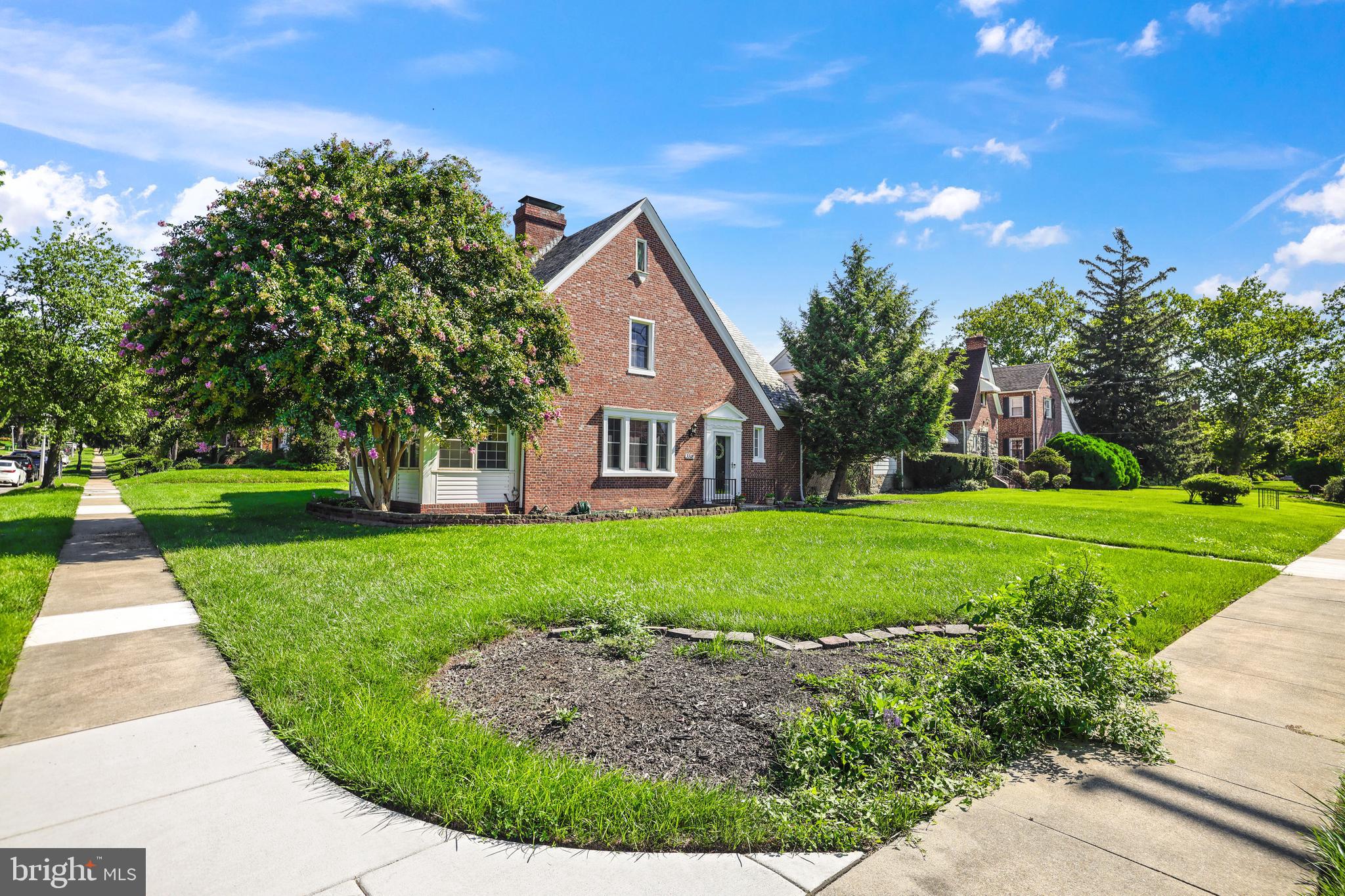 3318 Dorchester Road Baltimore, MD 21215 - Photo 2 of 34