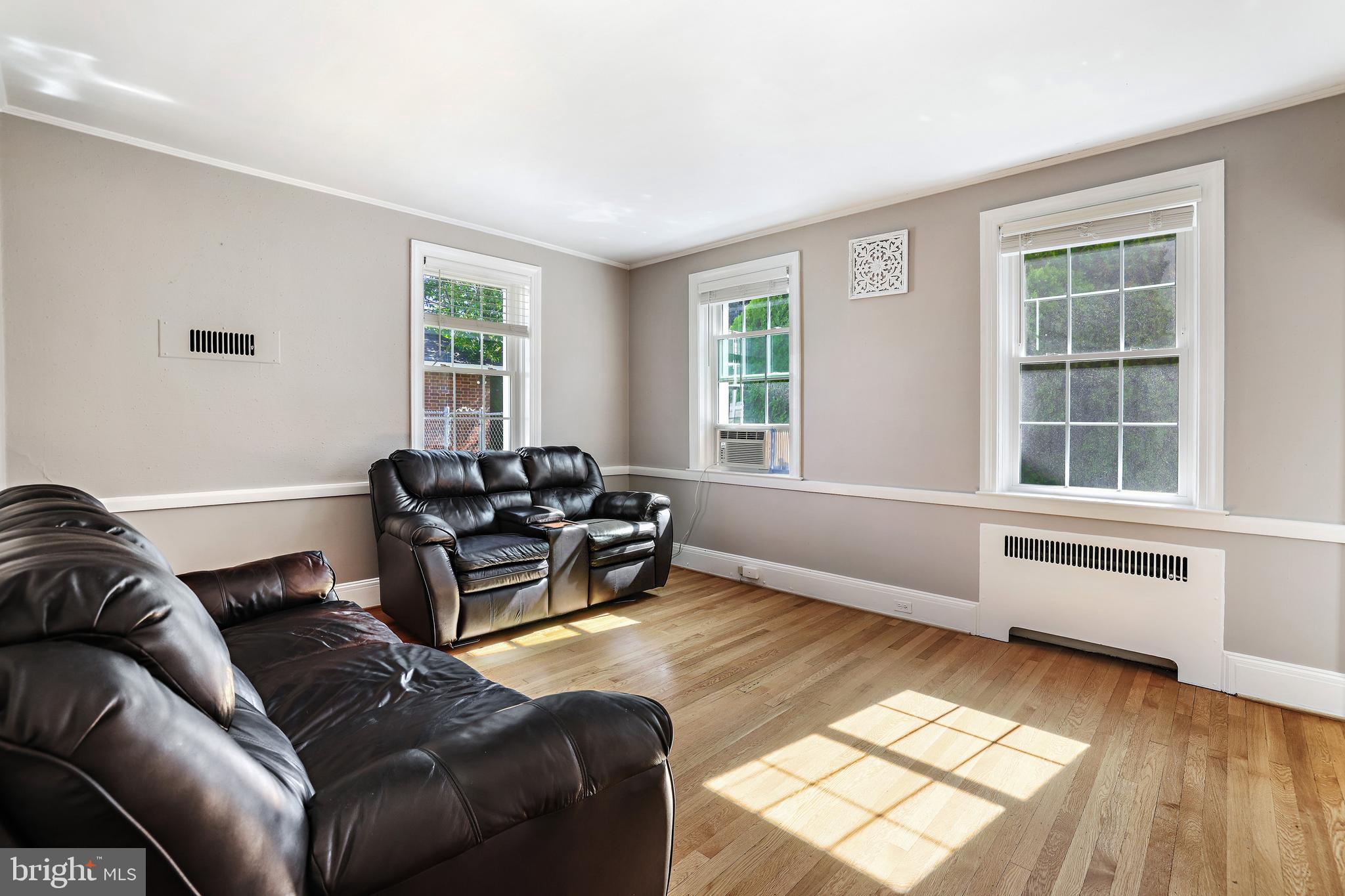 3318 Dorchester Road Baltimore, MD 21215 - Photo 14 of 34