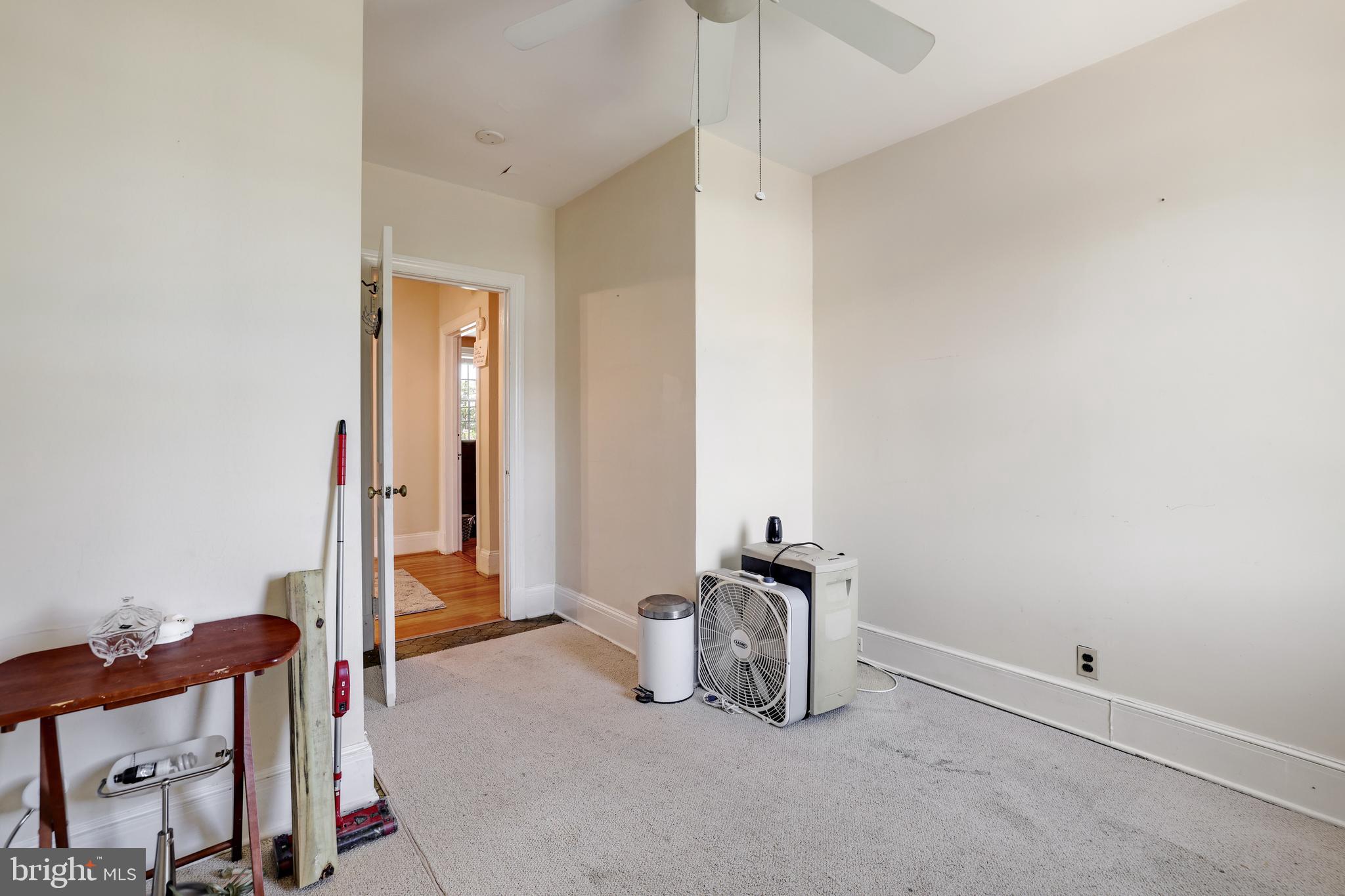 3318 Dorchester Road Baltimore, MD 21215 - Photo 25 of 34