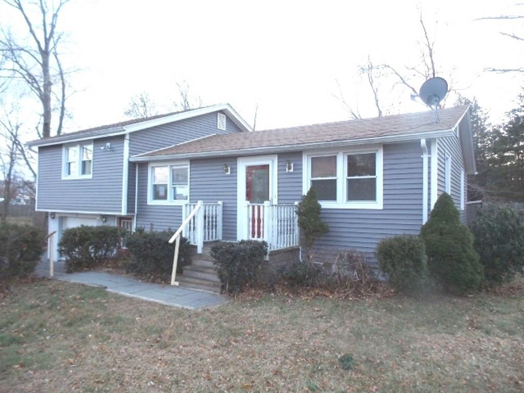 10 William Street Clinton, CT 06413 - Photo 1 of 1 Gallery Image 1