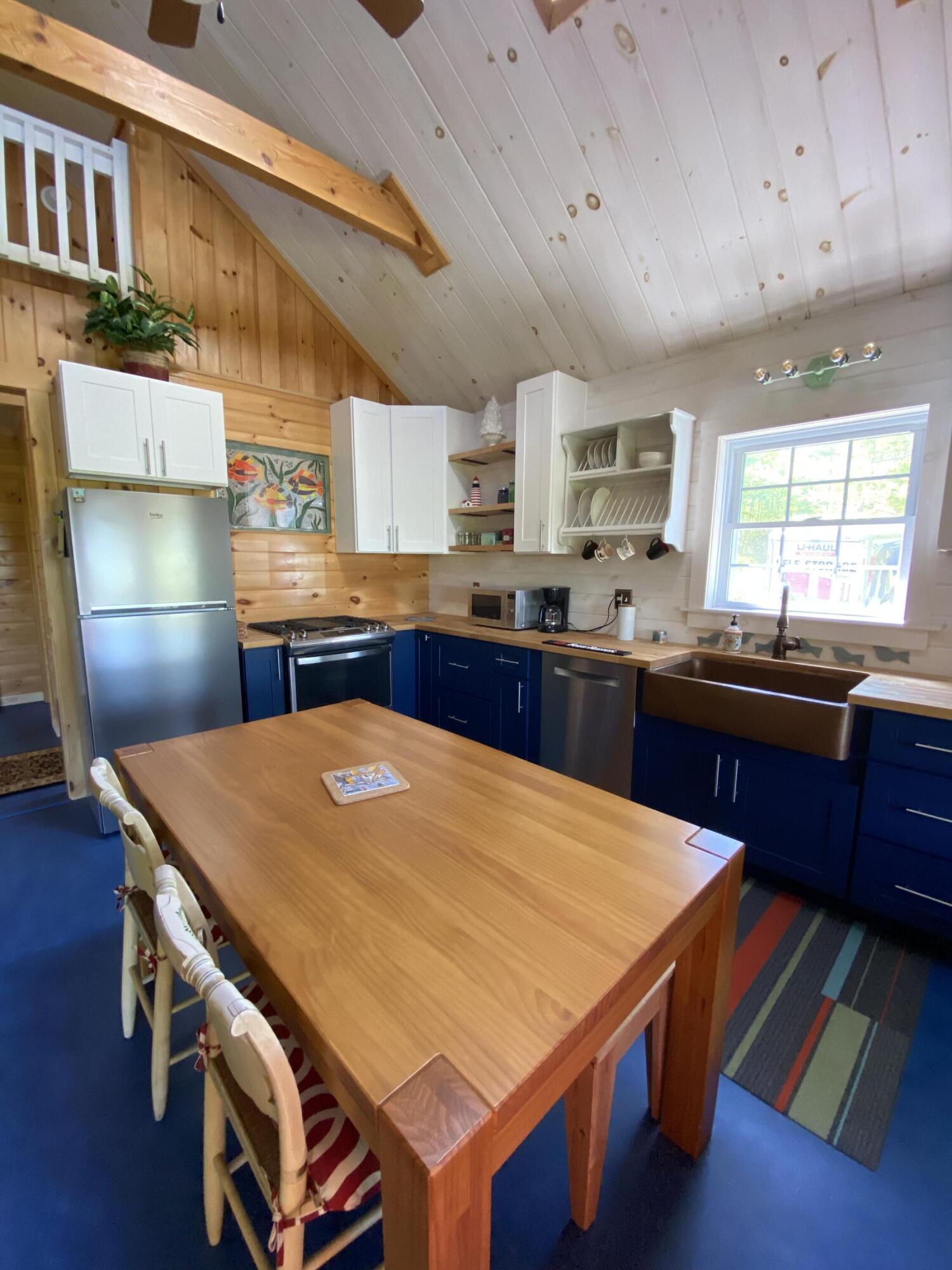 449 Mayfield Road Harmony, ME 04942 - Photo 15 of 58 IMG_6527
