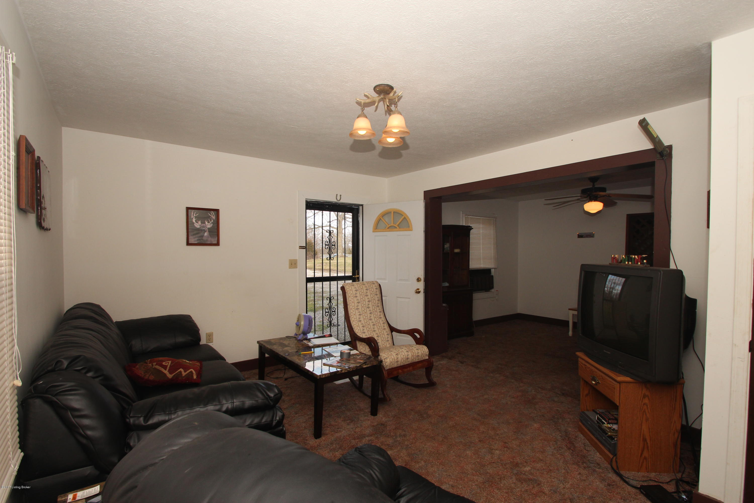 1904 Gest Road Pleasureville, KY 40057 - Photo 12 of 19 044