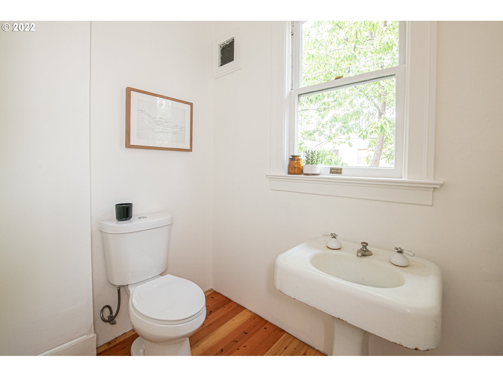 23 Northeast Cook Street Portland, OR 97212 - Photo 14 of 32 Gallery Image 14
