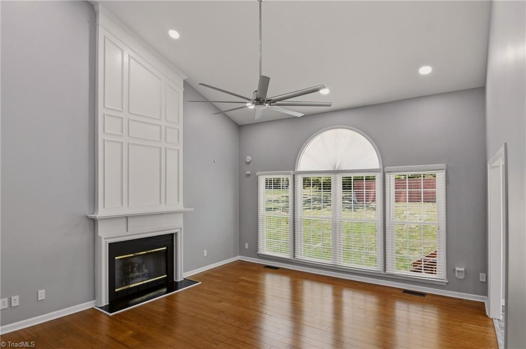 1406 Spring Tree Court High Point, NC 27265 - Photo 8 of 35