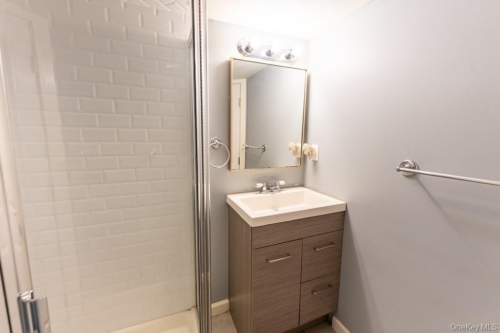 22 Oakbrook Road Ossining, NY 10562 - Photo 34 of 47