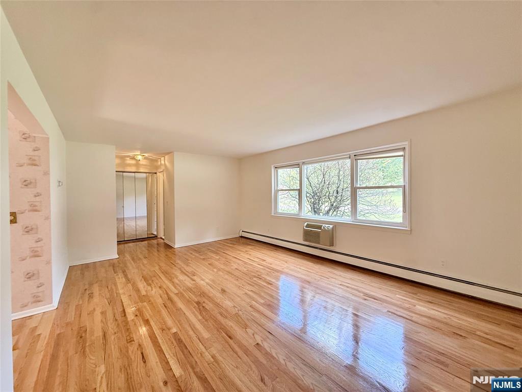 8 Rolling Ridge Road, Unit A Montvale, NJ 07645 - Photo 2 of 20 Gallery Image 2