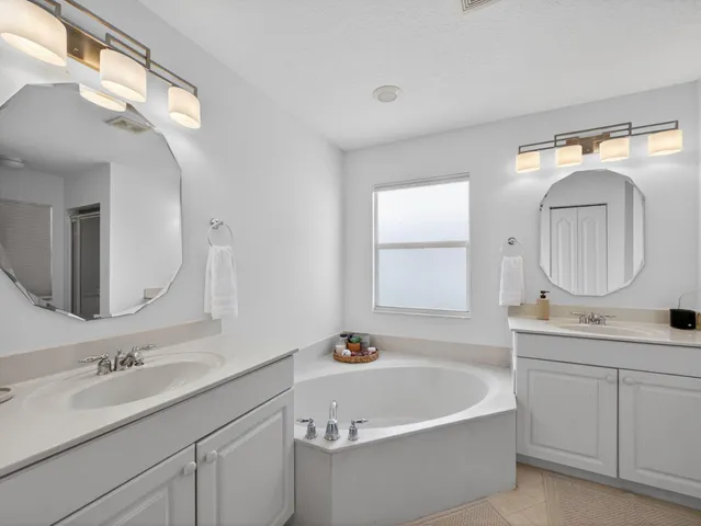 $3,500 | 2757 Southwest Versailles Terrace, Stuart, FL 34997