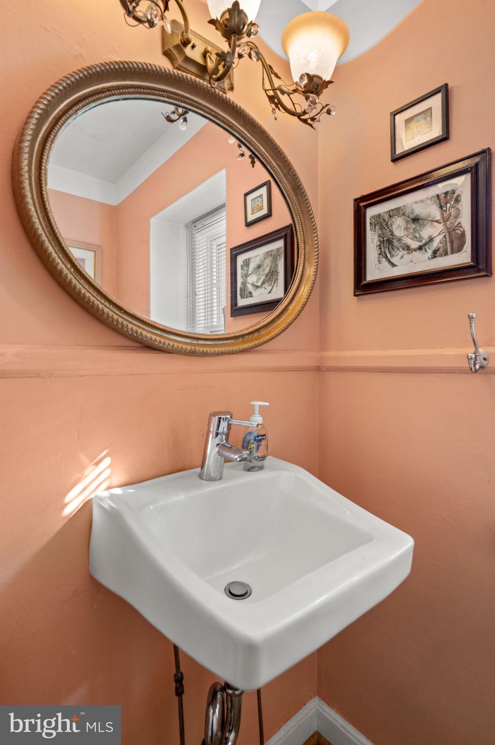 1641 Ridley Creek Road Media, PA 19063 - Photo 22 of 63 Powder room