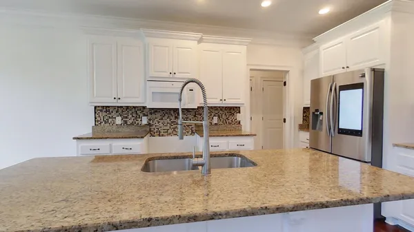 $549,900 | 107 Andee Way, Thomasville, GA 31757