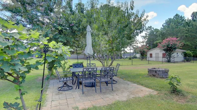 $599,900 | 107 Andee Way, Thomasville, GA 31757