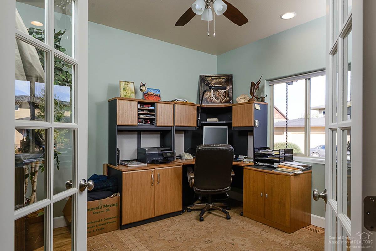 61141 Ridge Falls Place Bend, OR 97702 - Photo 10 of 19 Additional Photo
