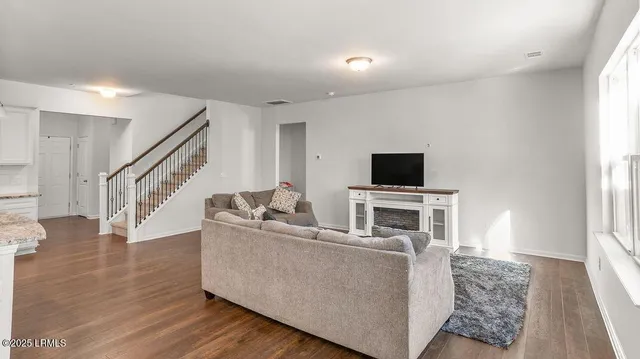 $2,600 | 16 Coosawhatchie Way, Beaufort, SC 29906