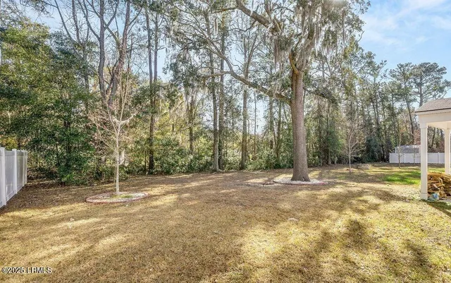 $2,600 | 16 Coosawhatchie Way, Beaufort, SC 29906