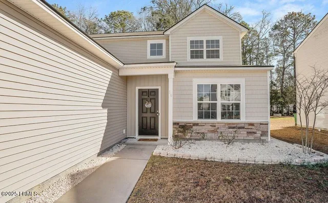 $2,600 | 16 Coosawhatchie Way, Beaufort, SC 29906