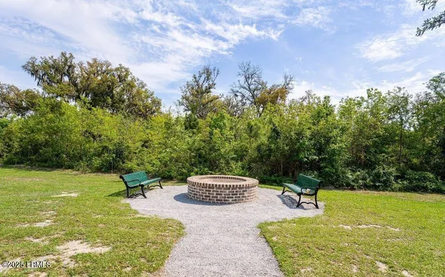 $2,600 | 16 Coosawhatchie Way, Beaufort, SC 29906