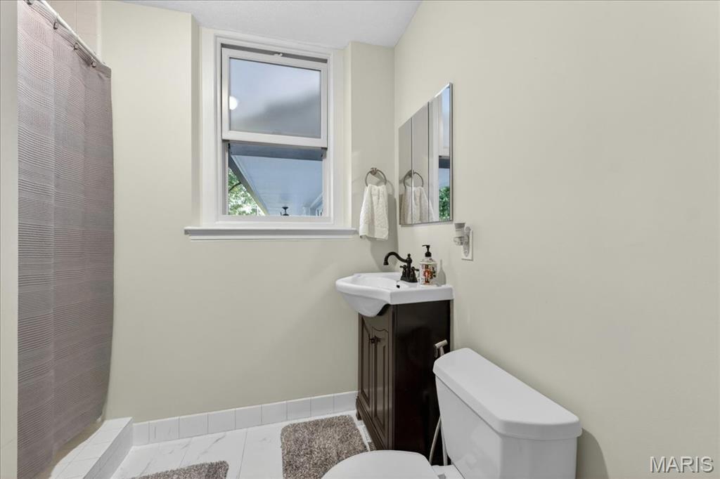 1601 Warson Road Ladue, MO 63124 - Photo 33 of 69