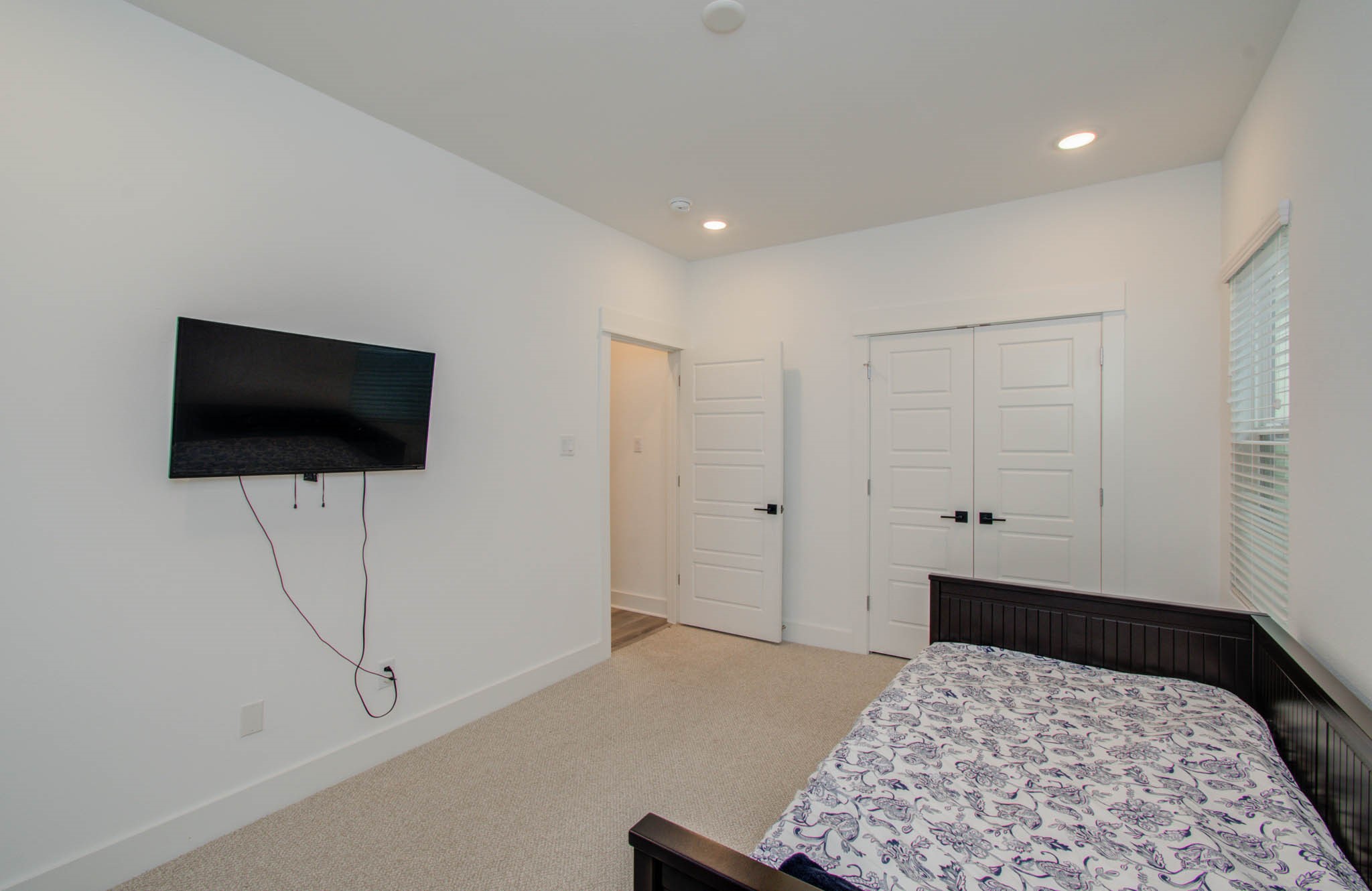 970 Highland Sound Lane Houston, TX 77091 - Photo 19 of 34