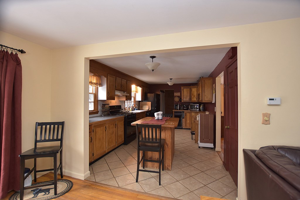 16 Swan Road Smithfield, RI 02917 - Photo 15 of 16